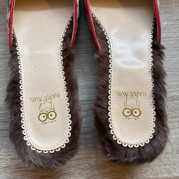 Leopard Print Red Rhinestone Lips Faux Fur Mule by Iris ApfelSize 8M - Picture 5 of 16